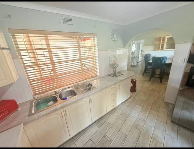 3 BEDROOM HOUSE FOR SALE IN VANDERBIJLPARK SW 1